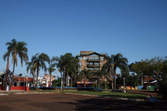 Edificio Nicolas Y Marcelo Siry Posadas Exterior photo